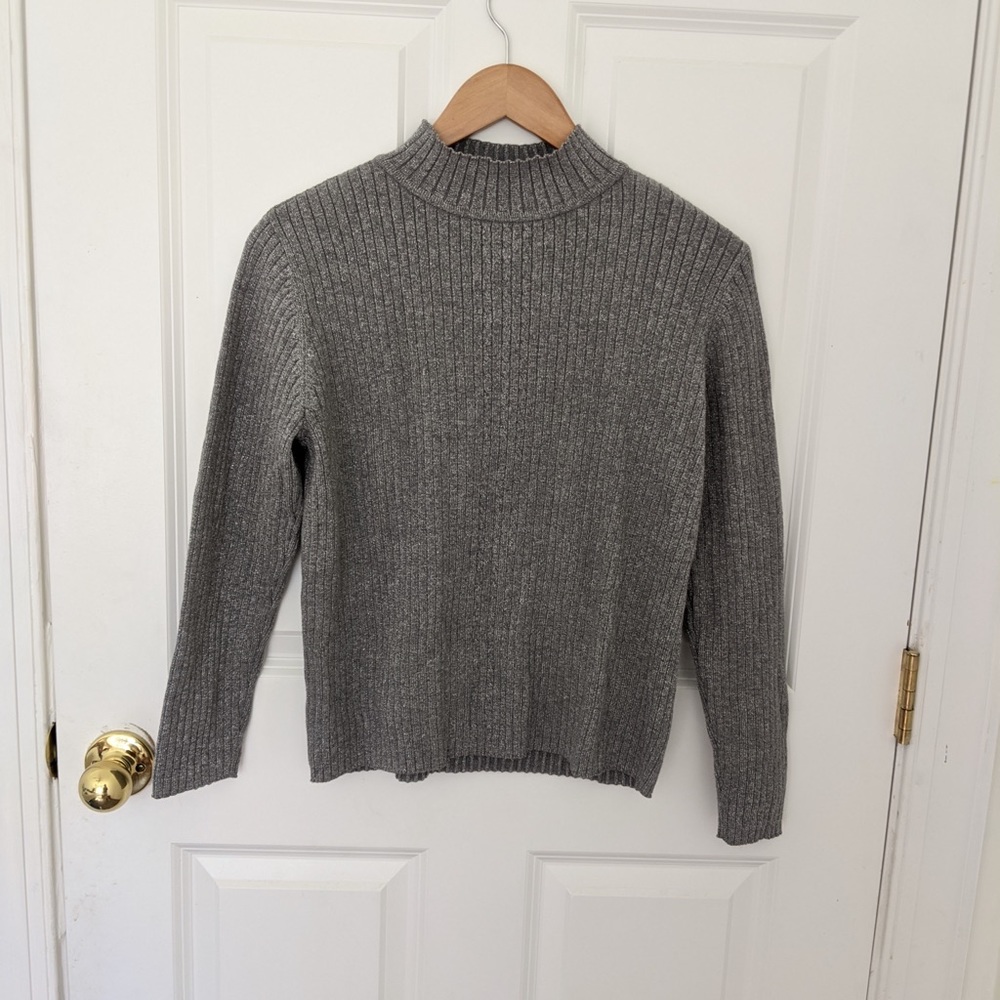 Sparkly Grey Liz Claiborne Sweater! Small petite